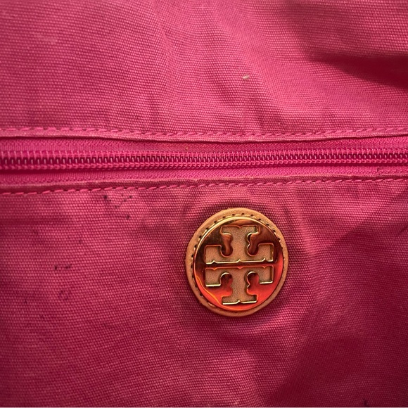 Classic Tory Burch tote - Picture 5 of 11